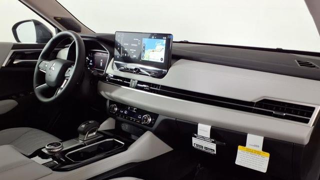 2025 Mitsubishi Outlander SEL Platinum Edition