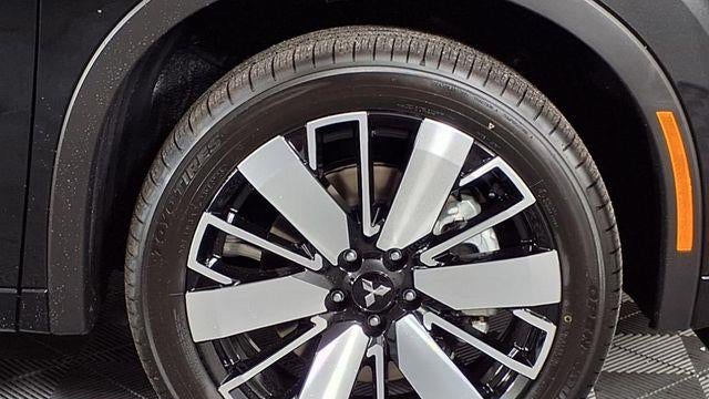 2025 Mitsubishi Outlander SEL Platinum Edition