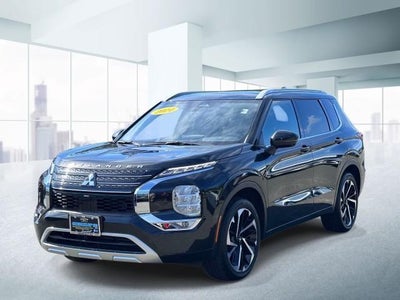 Photo of a 2024 Mitsubishi Outlander AWD SEL 4DR SUV for sale