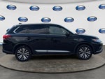 2019 Outlander Thumbnail 3