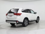 2019 Outlander Thumbnail 8