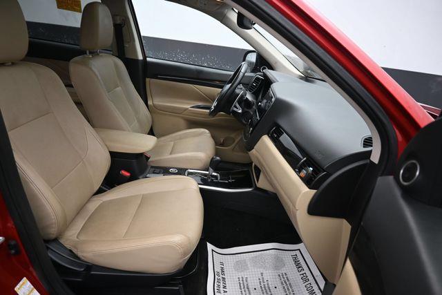 2018 Mitsubishi Outlander - $13,998
