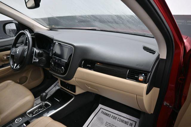 2018 Mitsubishi Outlander - $13,998