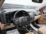 2018 Outlander Thumbnail 15