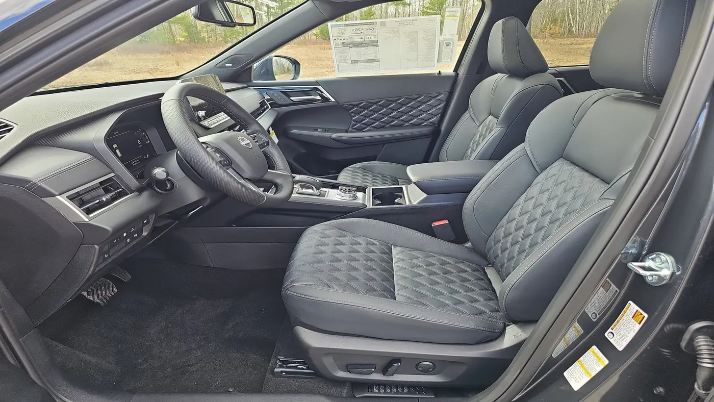 2026 Nissan Rogue Plug-in Hybrid Platinum