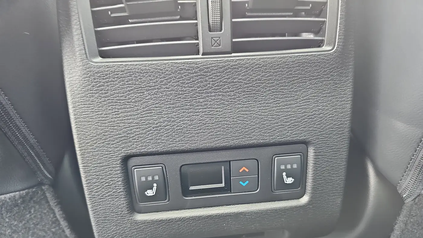 2026 Nissan Rogue Plug-in Hybrid Platinum