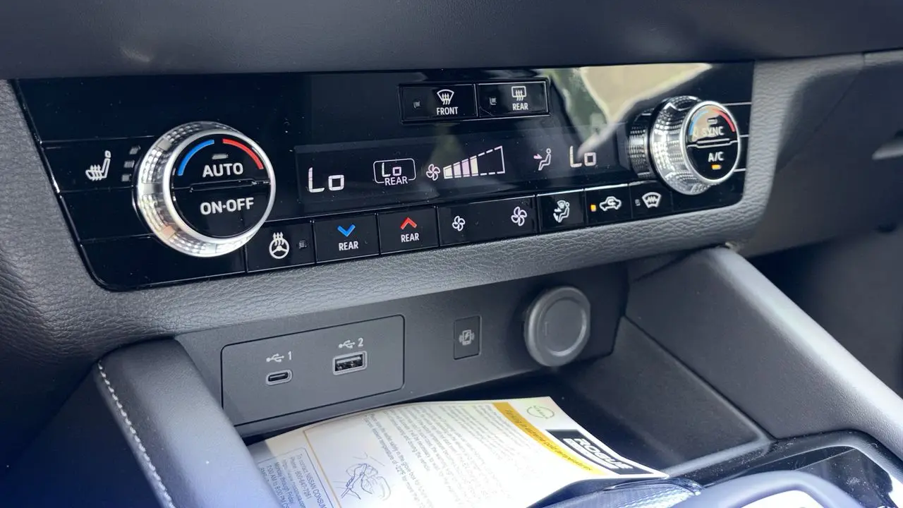 2026 Nissan Rogue Plug-in Hybrid Platinum