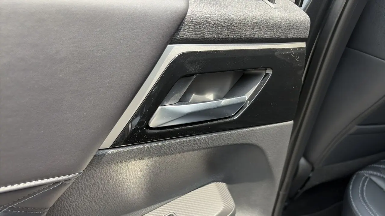 2026 Nissan Rogue Plug-in Hybrid Platinum