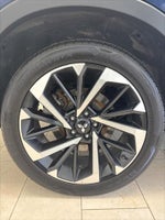 2023 Outlander PHEV Thumbnail 6