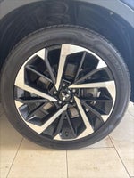 2023 Outlander PHEV Thumbnail 7