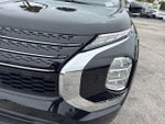 2025 Outlander PHEV Thumbnail 9
