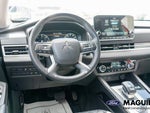 2023 Outlander PHEV Thumbnail 15
