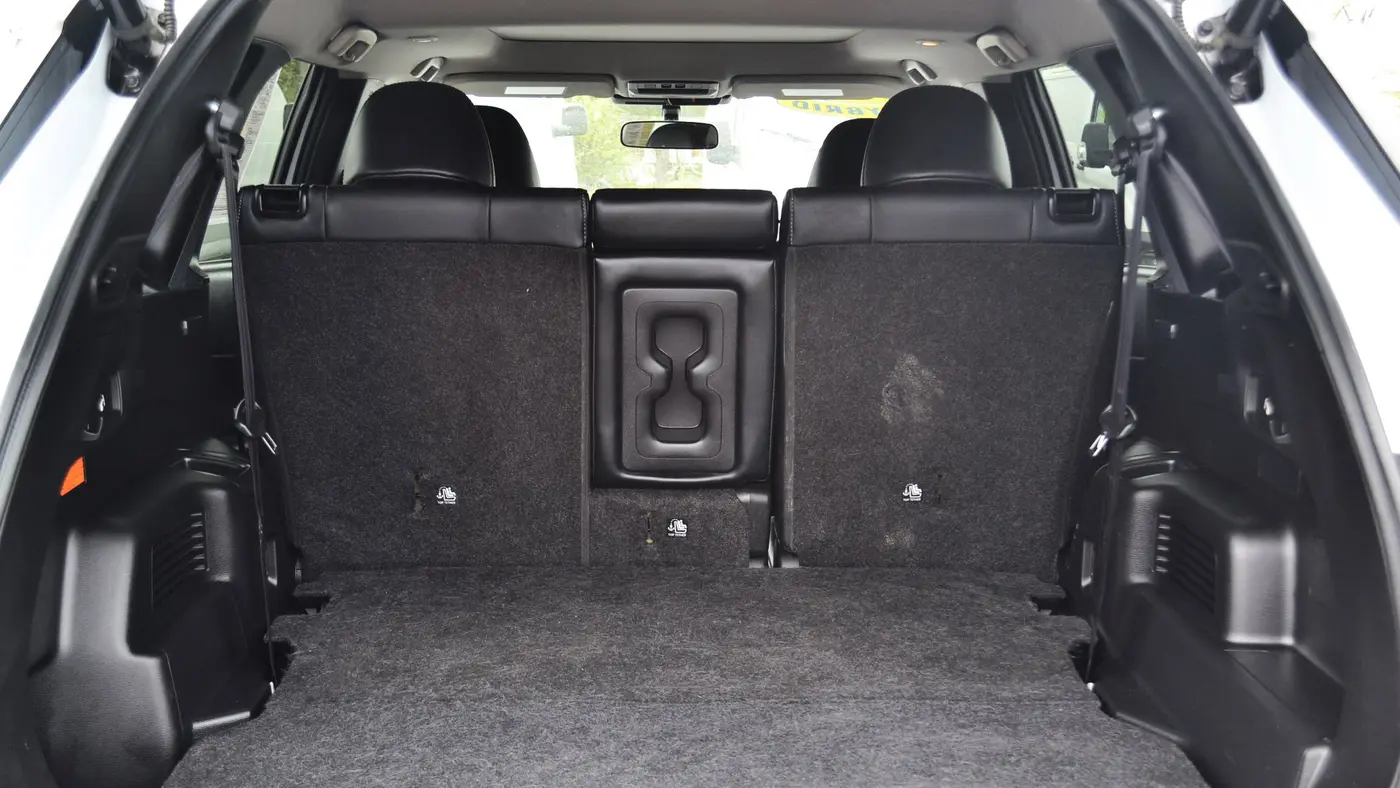 2024 Mitsubishi Outlander PHEV SE