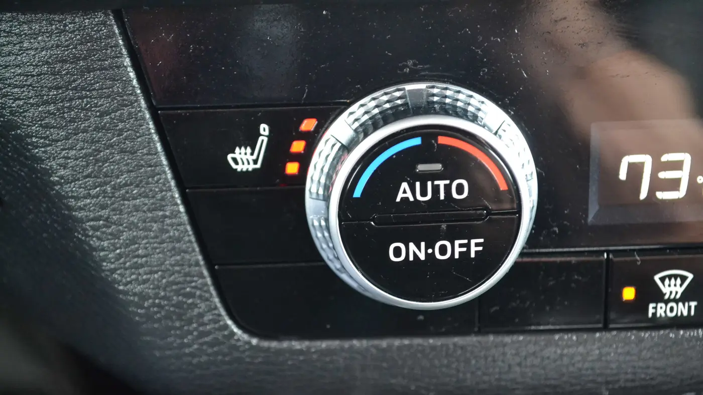 2024 Mitsubishi Outlander PHEV SE