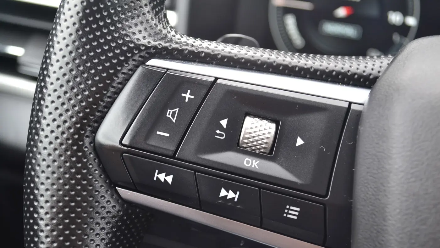 2024 Mitsubishi Outlander PHEV SE