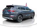 2024 Outlander PHEV Thumbnail 3