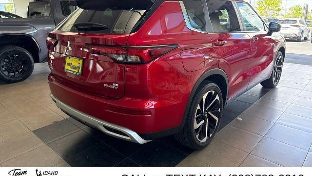 2025 Mitsubishi Outlander PHEV SE