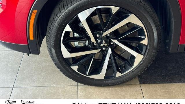 2025 Mitsubishi Outlander PHEV SE