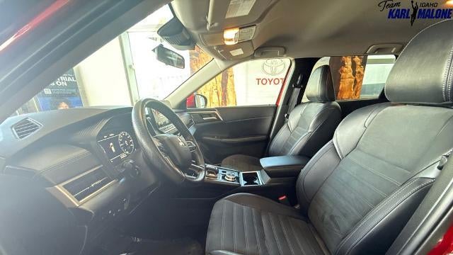 2025 Mitsubishi Outlander PHEV SE