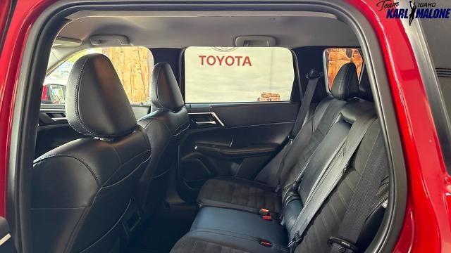 2025 Mitsubishi Outlander PHEV SE