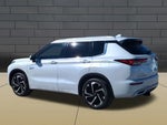 2023 Outlander PHEV Thumbnail 4