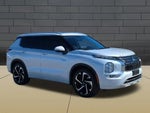 2023 Outlander PHEV Thumbnail 35