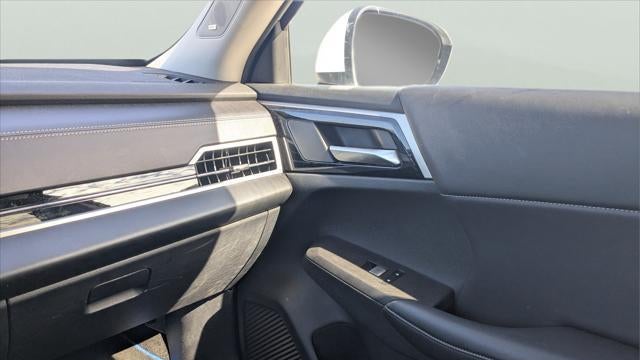 2025 Mitsubishi Outlander PHEV SE