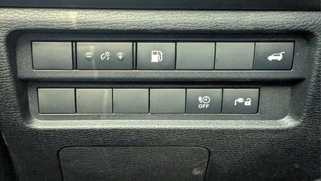 2025 Mitsubishi Outlander PHEV SE