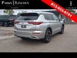 2023 Outlander PHEV Thumbnail 4