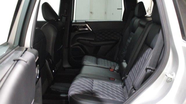 2023 Mitsubishi Outlander PHEV SEL