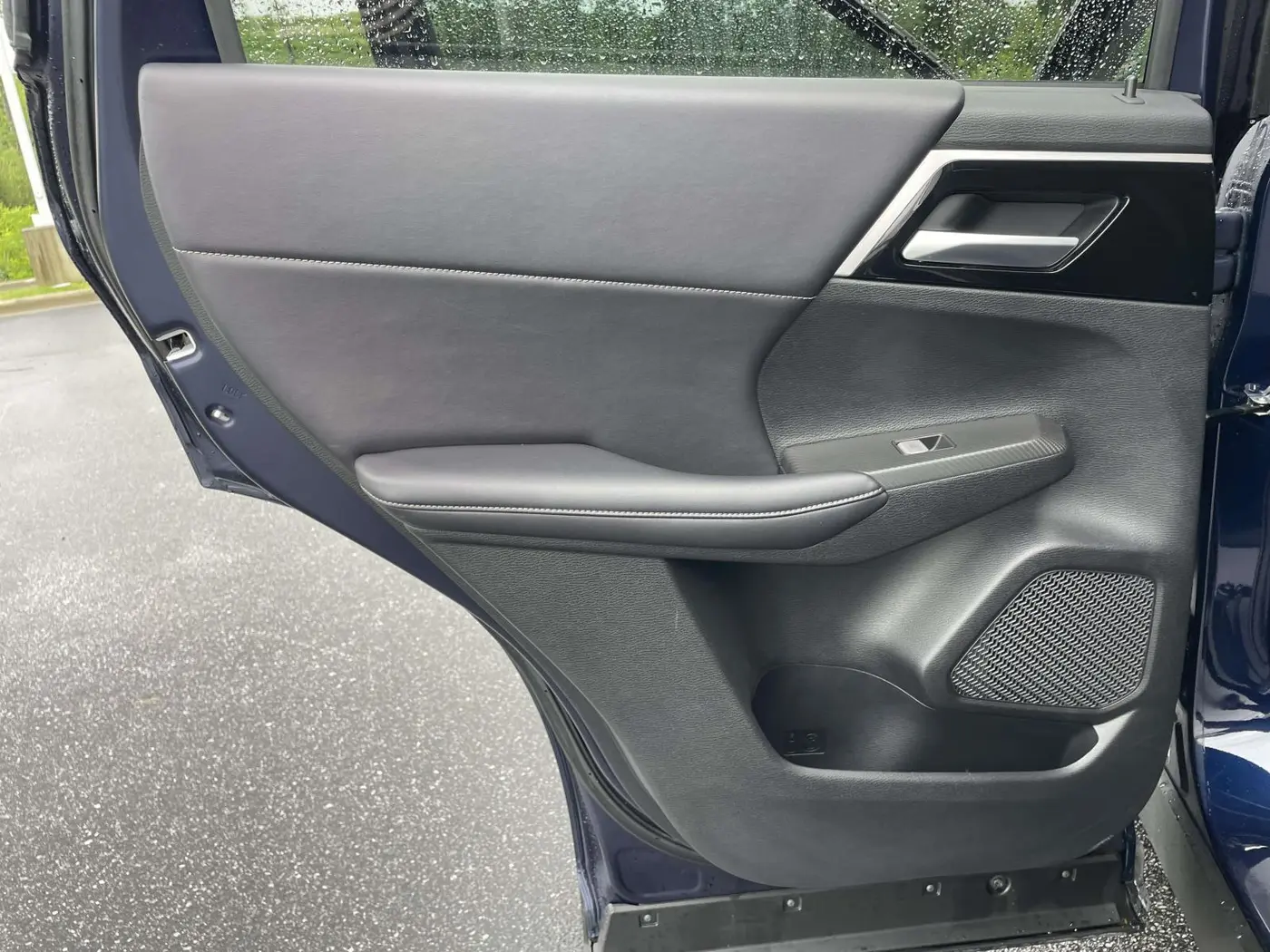 2025 Mitsubishi Outlander - $34,275