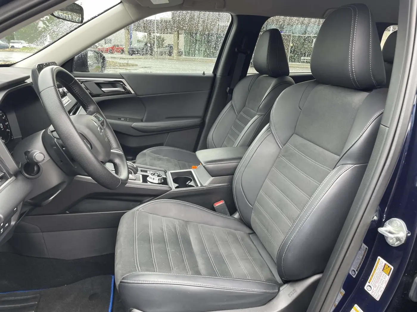 2025 Mitsubishi Outlander - $34,275