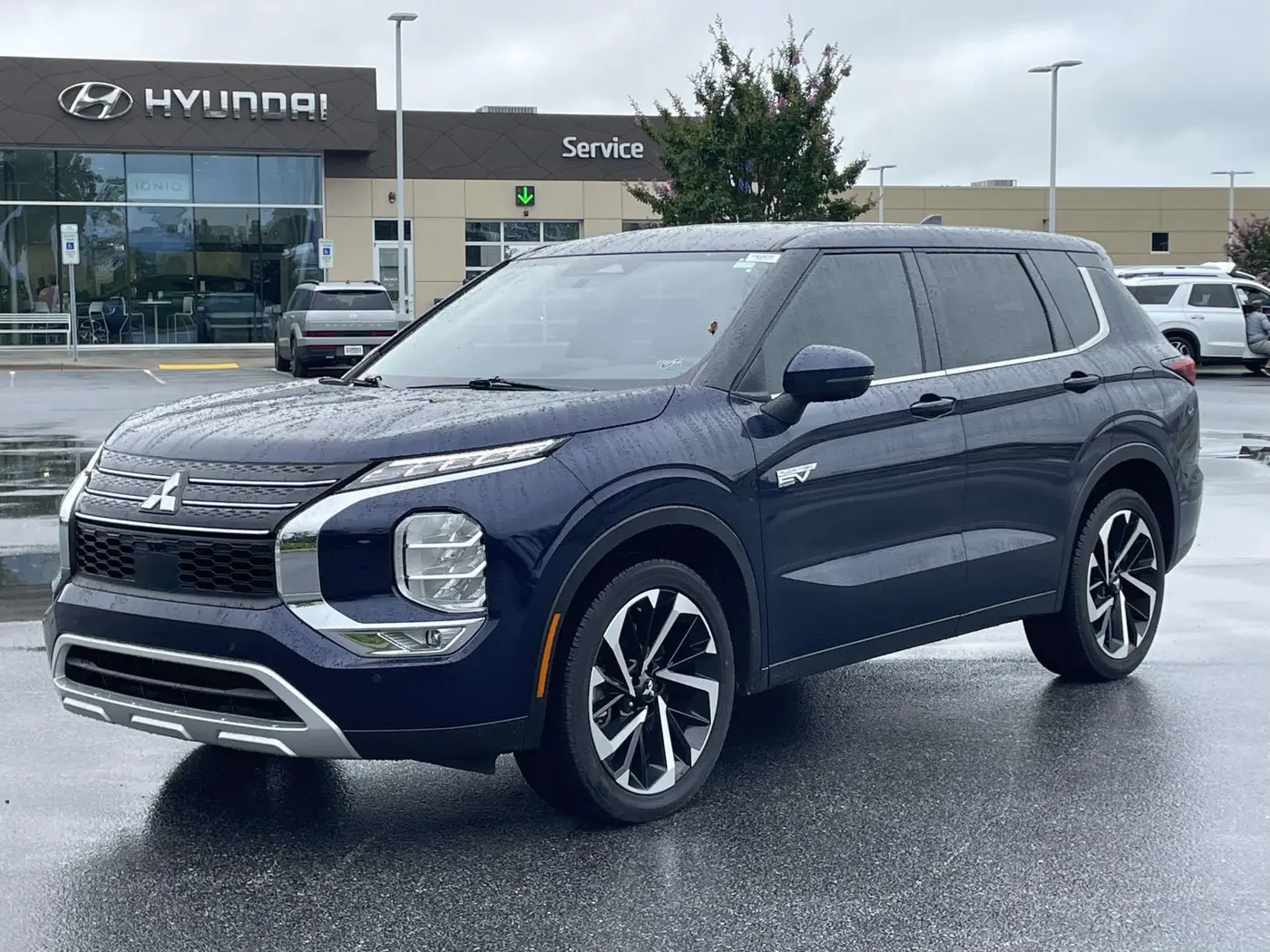 2025 Mitsubishi Outlander - $34,275