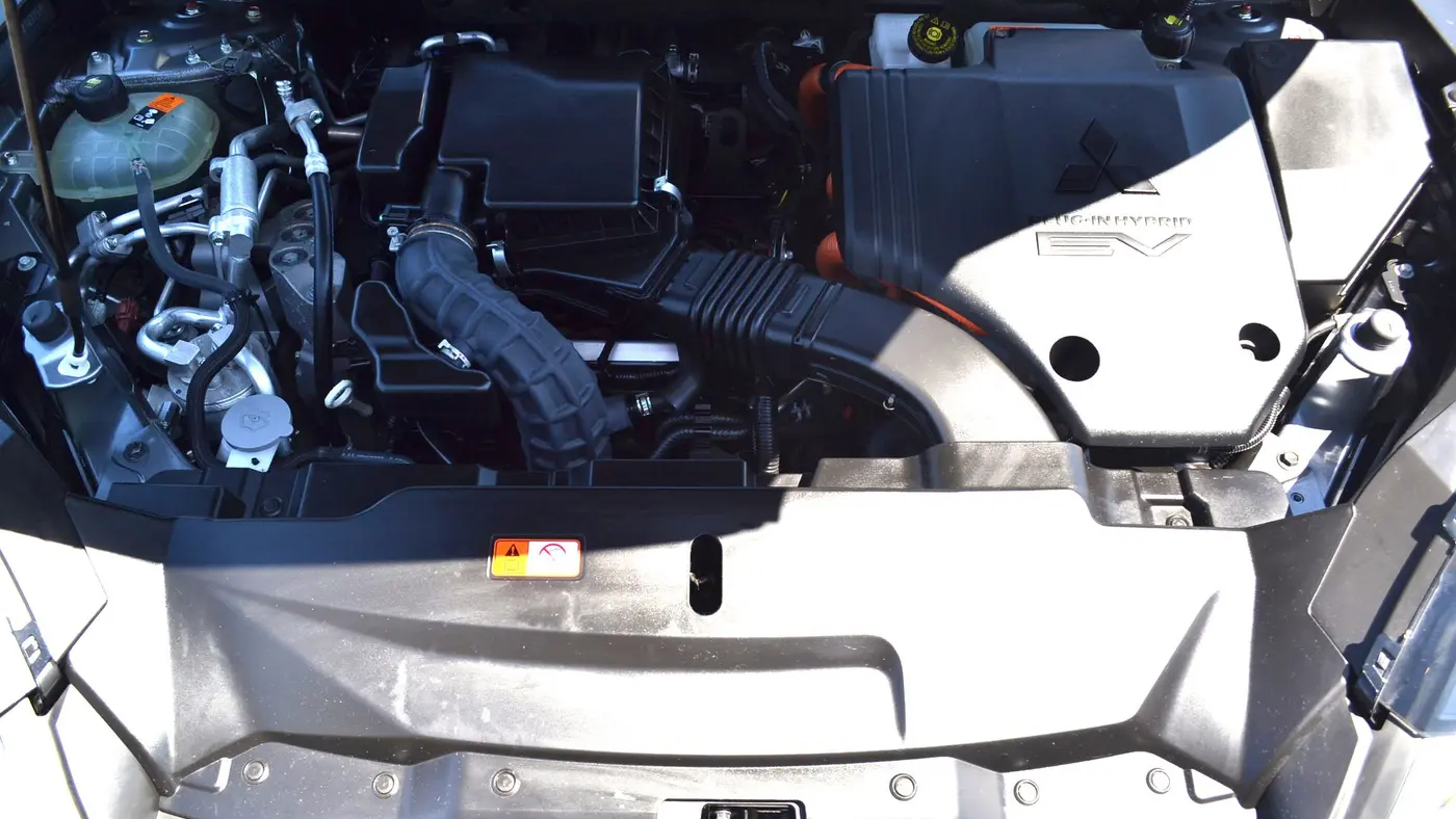 2023 Mitsubishi Outlander PHEV SEL