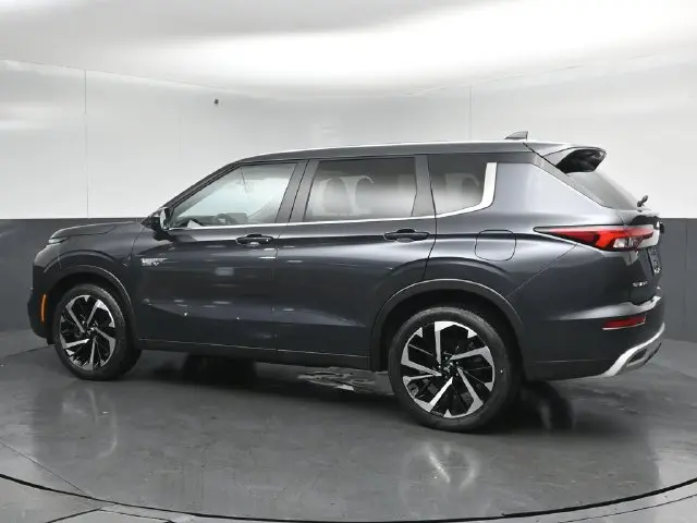 2025 Mitsubishi Outlander - $31,125