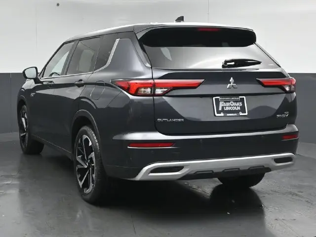 2025 Mitsubishi Outlander - $31,125