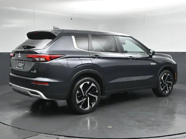 2025 Mitsubishi Outlander - $31,125