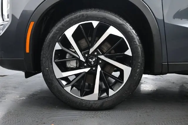 2025 Mitsubishi Outlander - $31,125