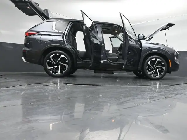 2025 Mitsubishi Outlander - $31,125