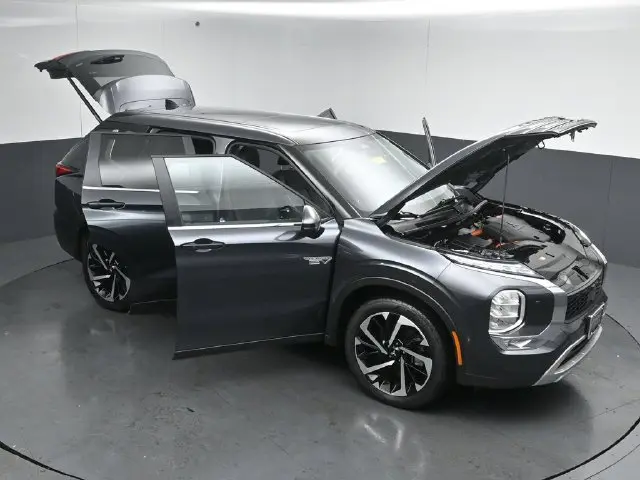 2025 Mitsubishi Outlander - $31,125