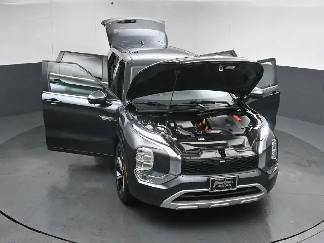 2025 Mitsubishi Outlander - $31,125