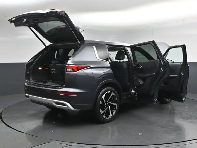 2025 Mitsubishi Outlander - $31,125