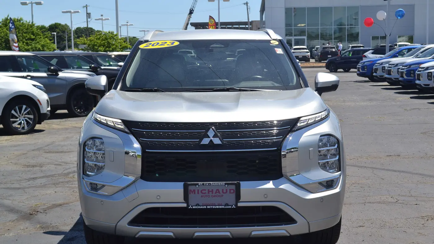 2023 Mitsubishi Outlander PHEV SEL