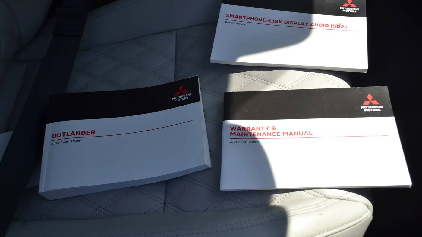 2023 Mitsubishi Outlander PHEV SEL