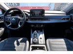2024 Outlander PHEV Thumbnail 16