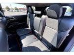 2024 Outlander PHEV Thumbnail 29