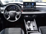 2024 Outlander PHEV Thumbnail 10