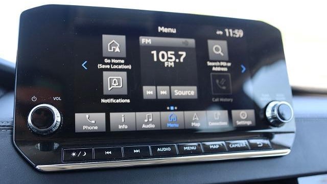 2024 Mitsubishi Outlander PHEV SE