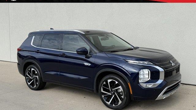 Preowned 2023 Mitsubishi Outlander PHEV SEL for Sale