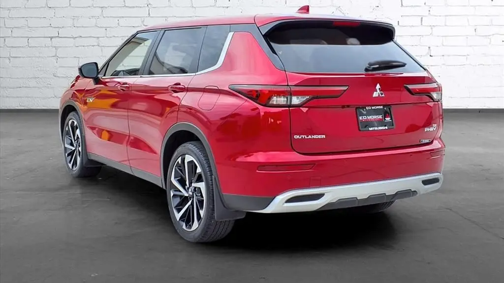 2025 Mitsubishi Outlander PHEV SE